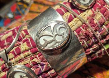 Biżuteria włoska z masą perłową,komplet pierścionek, bransoleta,  naszyjnik