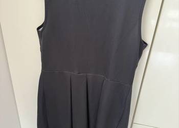 Piekna sukienka z kwiatami Body Flirt M