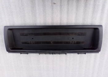 Audi 80 B3/93 rok Listwa środkowa tylnej klapy