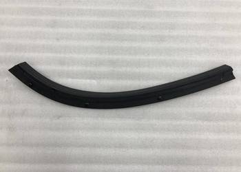 LISTWA BŁOTNIKA LEWA 55396053AB GRAND CHEROKEE WK