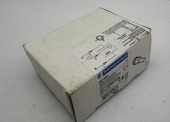 Telemecanique XS1 L04PA310S Inductive sensor