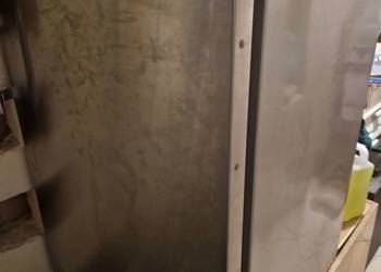 Srebrna zamrażarka szufladowa Liebherr Premium