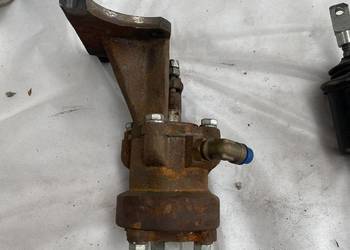 Siłownik skrzyni rozdzielczej Star 266