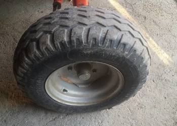 Opony 10.0/70r15.3 stan bdb