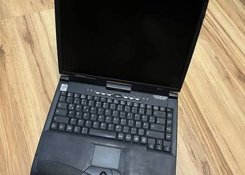 Zabytkowy laptop Compaq Presario 1800
