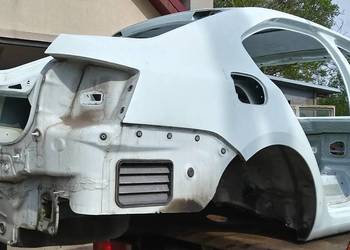 Skoda Octavia III Ćwiartka Błotnik Próg LF9F lewy prawy