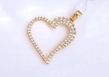 WYPRZEDAŻ !-25% Wisiorek Złoty 585 Serce z kamieniami Z-1098 WYPRZEDAŻ !-25% Wisiorek Złoty 585 Serce z kamieniami Z-1098