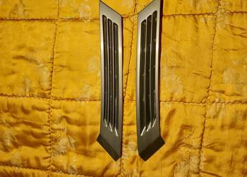 Kratka wlotu powietrza listwa słupka mercedes benz 190 W201