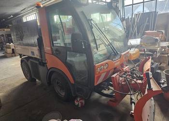 Multicar tremo x56 z plugiem oraz wywrotka