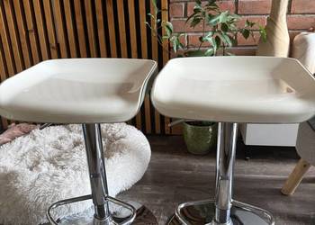 Hokery krzesła barowe kuchenne Castorama cena za dwie sztuki