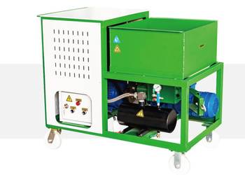 DS-120 – Profesjonalna Dieslowska Maszyna Natryskowa do Nawierzchni Sportow