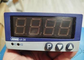 Mikroprocesorowy regulator temperatury