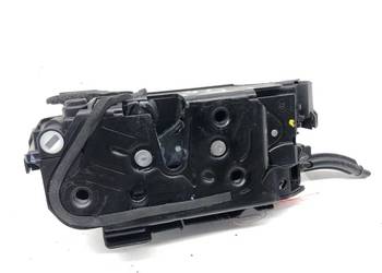 ZAMEK DRZWI LEWY TYŁ VW PASSAT B8 Kombi 5NA839015D