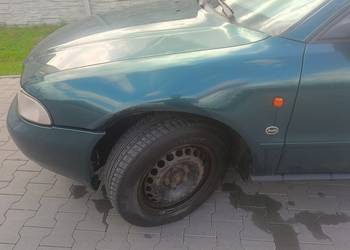 Błotnik Lewy LZ6U Audi A4 B5 (a-47)