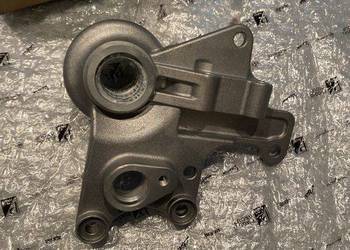 Piaggio MP3 Nowy wspornik amortyzatora stelaż uchwyt mocowanie N66Lewy