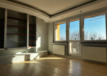 Na sprzedaż mieszkanie 64,24m2 centrum 3 pokoje