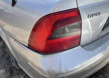 Opel Vectra B lift sedan lampa lewa tył tylna