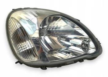LAMPA PRAWA Toyota Yaris I LIFT 03-06 prawy przód przednia EUROPA 89900175