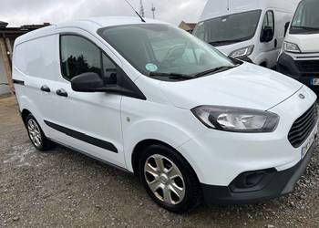 sprzedam samochód dostawczy ford transit courier 1,5 Tdci klima
