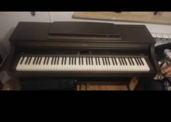 Pianino Roland