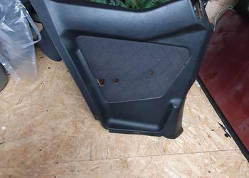 Boczki drzwiowe w124 coupe c124 tylny boczek lewy i prawy