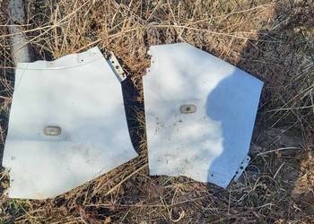 Błotnik Lewy lub Prawy Renault Master 2 ładny stan Błotnik Lewy lub Prawy Renault Master 2 ładny stan