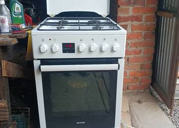 Kuchenka gazowa z piekarnikiem elektrycznym gorenje