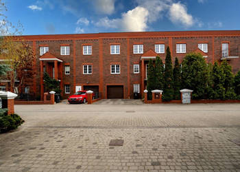 Gotowy biznes/ Ursynów/ 570 M2/ 19 P0K0I/ BISTRO