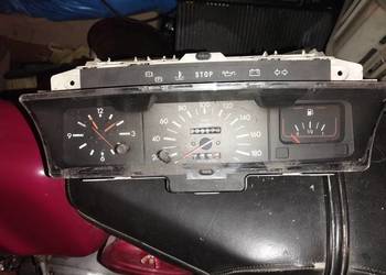 Liczniki zegary peugeot 205 z zegarkiem