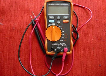 Miernik Agilent U 1232 A
