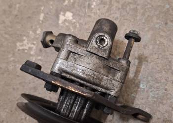 Pompa wspomagania Audi 80