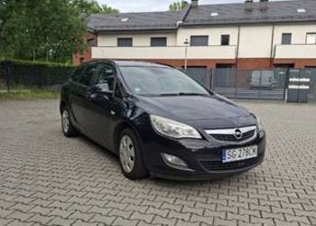 Opel Astra J 2011r1.7Cdti 125KM Isuzu Kombi Klima Elektryka Zarejestrowany