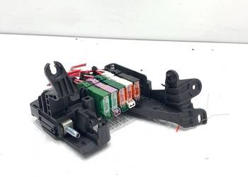 SKRZYNKA BEZPIECZNIKÓW MERCEDES GLE A1665409315 SUV 15-18 3.0 258KM