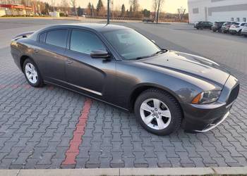 Dodge Charger 2014r LPG skrzynia ZF 8 stopniowa dwa komplety opon