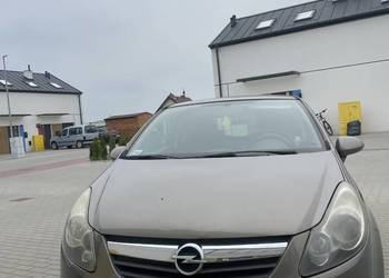 Syndyk sprzeda 1/2 samochodu Opel Corsa 2010 r.