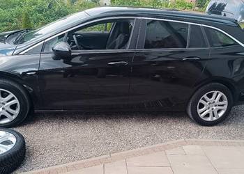 Felgi strukturalne wraz z czujnikami i kołpakami astra K 5x105 16" letnie