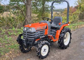 Traktorek KUBOTA GB15D 15KM 4×4 Wspomaganie Kierownicy, Glebogryzarka