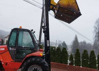 WÓZEK WIDŁOWY TERENOWY MANITOU M 30-2