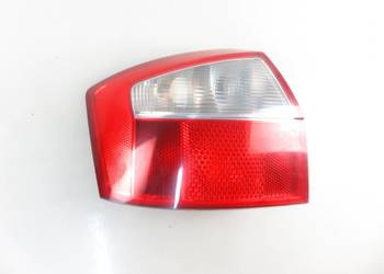 LAMPA LEWA TYLNA AUDI A4 B6 8E0945095