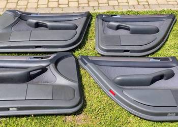 Komplet tapicerek drzwiowych Audi A6 C5 4b