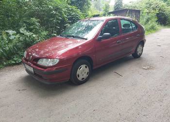 Renault Megane z polskiego salonu