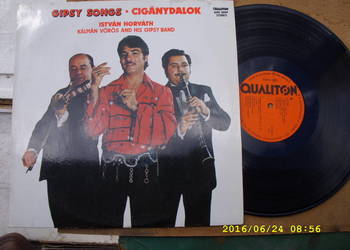Folk LP ; GIPSY SONGS--CYGANYDALOK . Hungary.