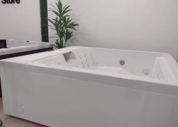 Sprzedam wannę SPA YUI
