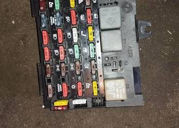 Skrzynka bezpieczników alfa 164