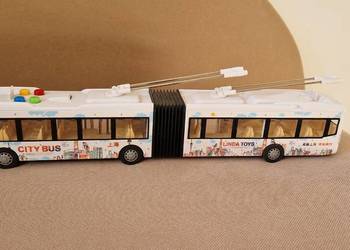 trolejbus autobus dźwięk otwierane drzwi