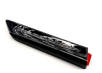 VOLVO V90 II chrom listwa blotnika przednia prawa Inscripti… VOLVO V90 II chrom listwa blotnika przednia prawa Inscripti…