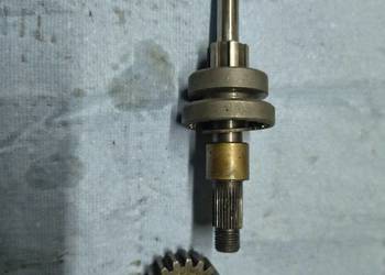 Wałek główny komar s38