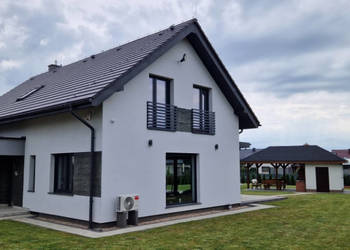 Dom w Burkatowie (147m2 pow. użytkowej), gm Świdnica