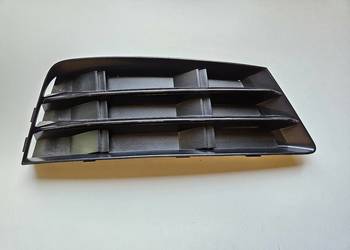 AUDI A4 B9 KRATKA PRAWA ZDERZAKA PRZÓD 8W0807682R AUDI A4 B9 KRATKA PRAWA ZDERZAKA PRZÓD 8W0807682R
