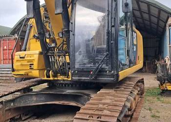 Koparka gąsienicowa CAT 330FL